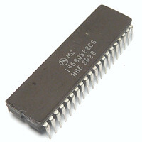 MC146805E2CS Single-Chip Microcontrollers DIP40C MOTOROLA USED