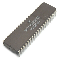 MC146805E2S Single Chip MCU DIP40C MOTOROLA USED