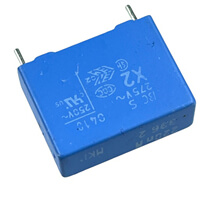 BFC233820224 MKP338 2X2 220nF 275VAC 20% R15.0 VISHAY